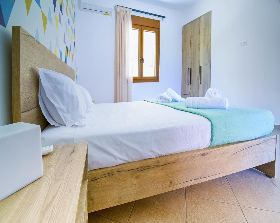 Petite Palace Rethymno Esterno foto