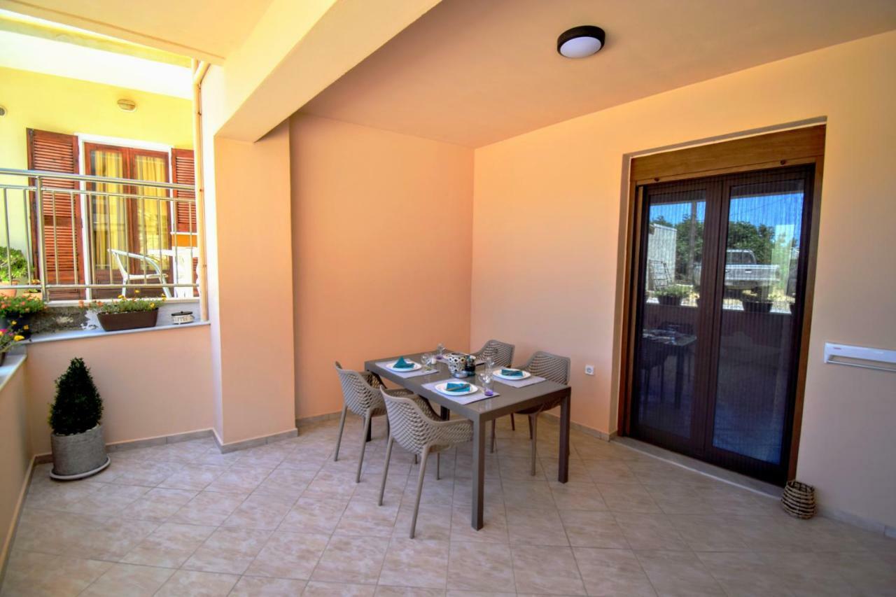 Petite Palace Rethymno Esterno foto